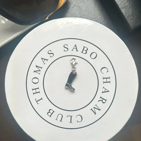 Thomas Sabo Black boot charm - Picture 4 of 5